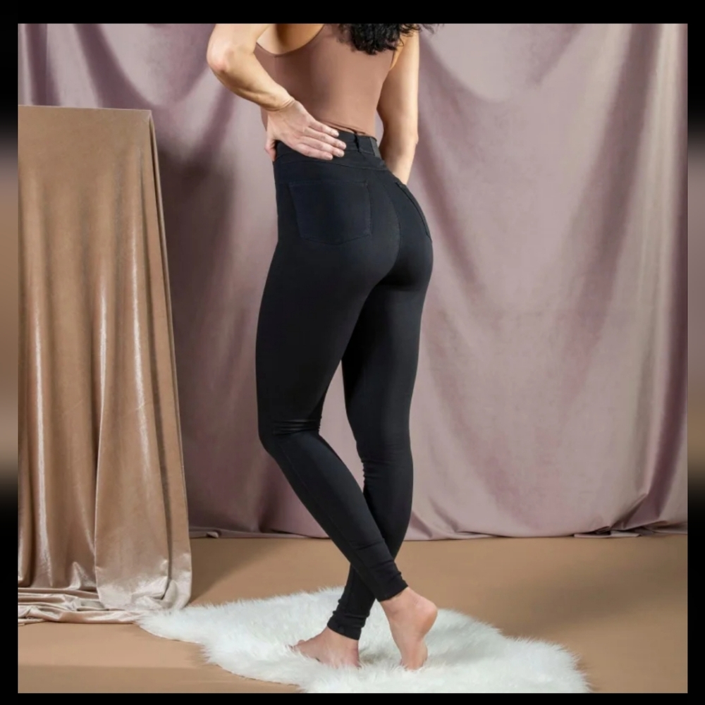 Fit Jeans - Picture 3 of 5